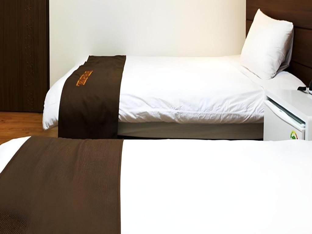 Ewha Hotel Jeju Dış mekan fotoğraf