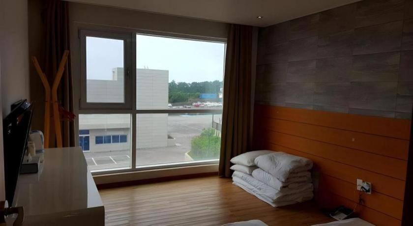 Ewha Hotel Jeju Dış mekan fotoğraf